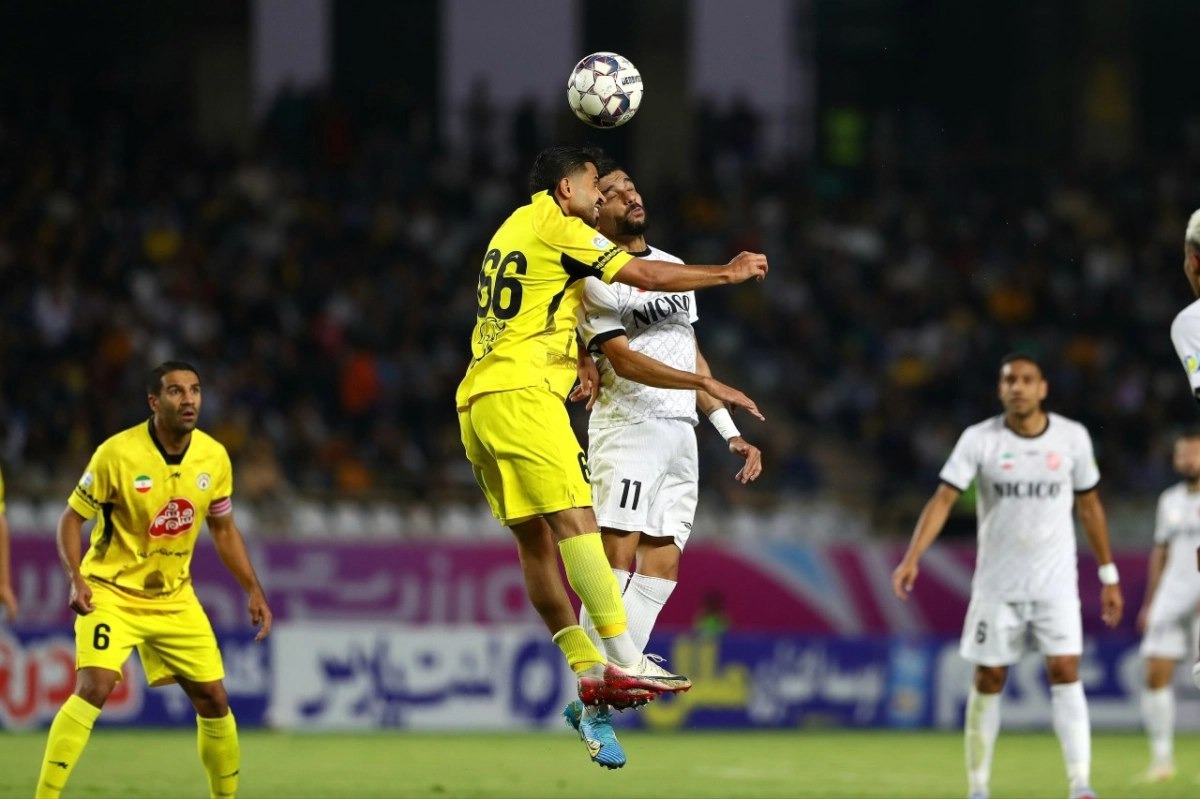 فجر سپاسی ۱-۱ مس رفسنجان؛ ۲ امتیاز حیاتی برای خطیبی از دست رفت!