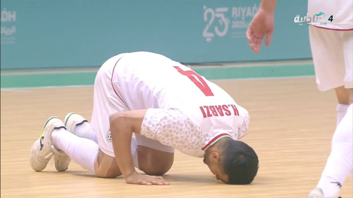 گل چهارم تیم ملی فوتسال ایران به تاجیکستان (سبزی)