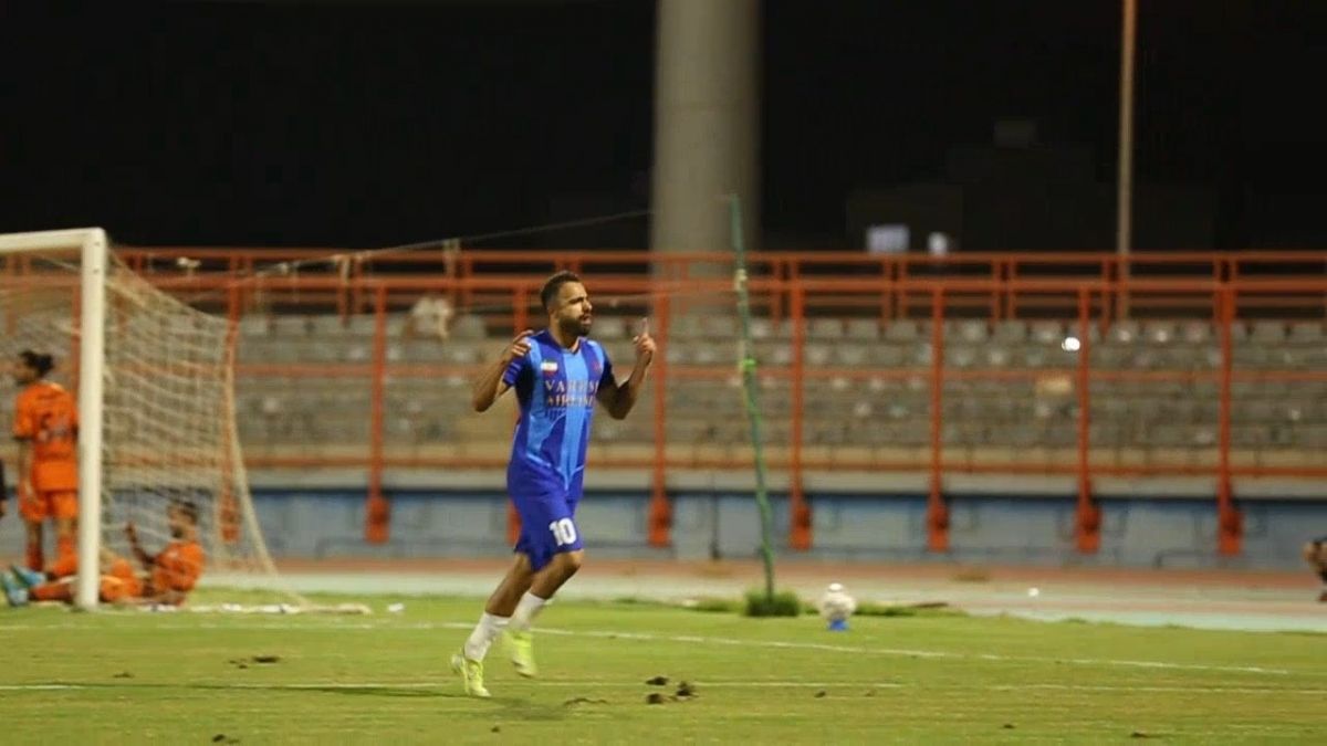 گل اول نساجی مازندران به شناورسازی قشم (حسین شنانی)