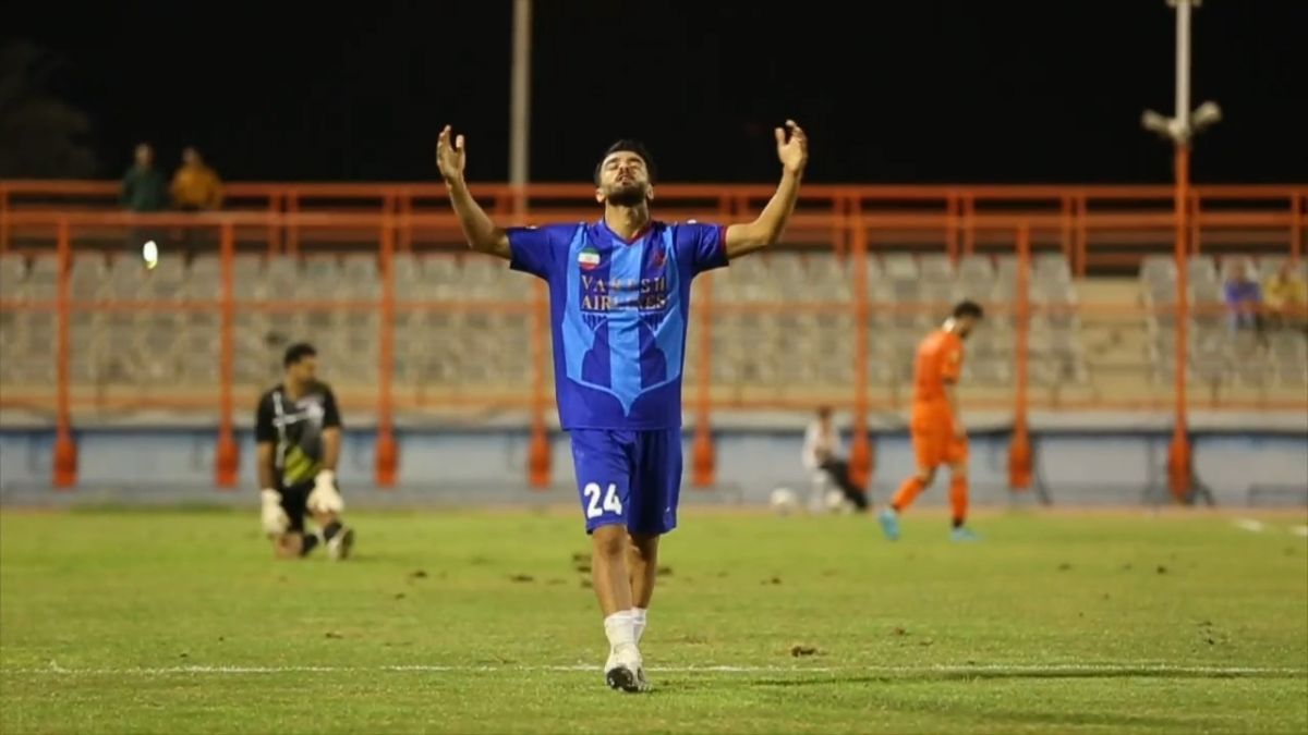 گل دوم نساجی مازندران به شناورسازی قشم (علی نصیری)