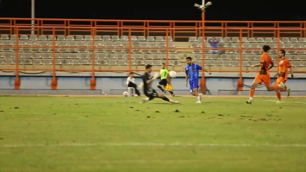 گل سوم نساجی مازندران به شناورسازی قشم (دبل علی نصیری)