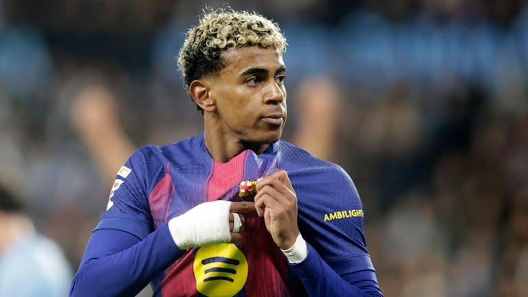 گل سوم بارسلونا به سلتاویگو (یامال)