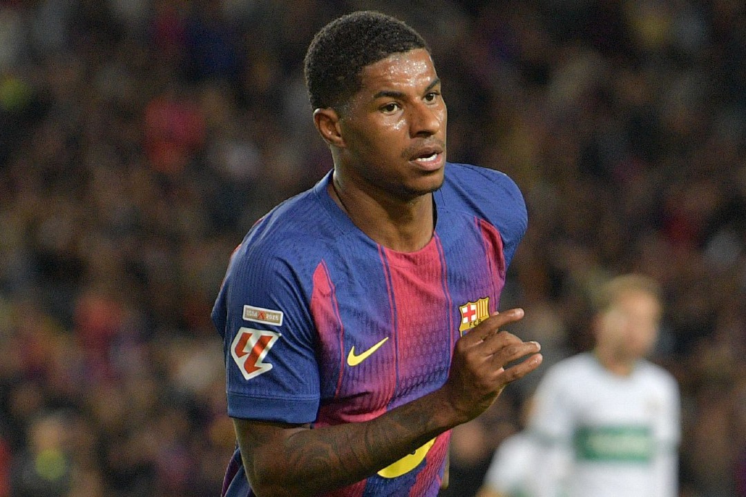 تمجید هواداران فوتبال از احیای دوران فوتبالی رشفورد در بارسلونا