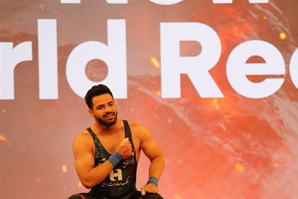 مدال نقره برای علیرضا معینی در وزنه‌برداری بازی‌های کشورهای اسلامی