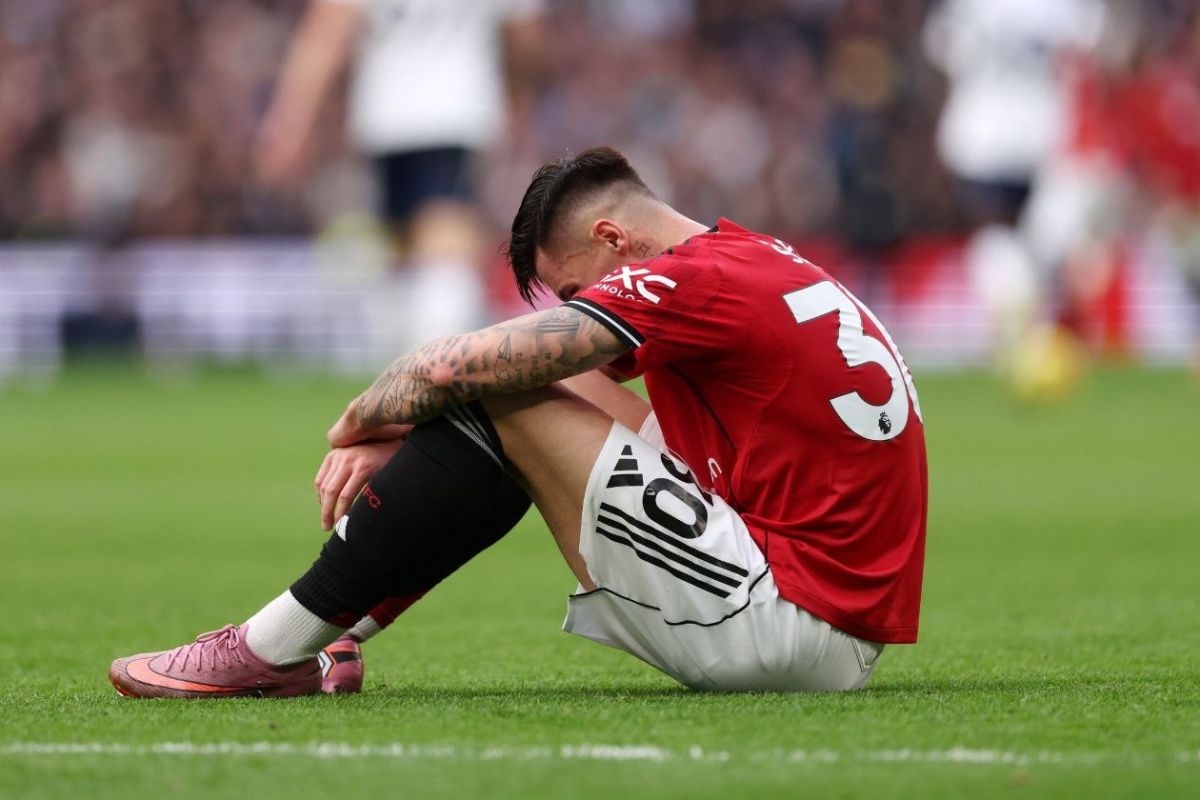 مصدومیت زانوی مهاجم منچستریونایتد طولانی نیست