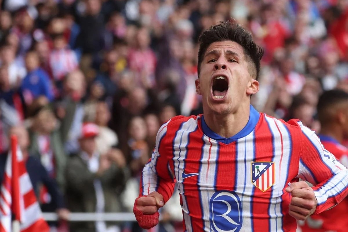 پسر آقای سرمربی در اتلتیکو مادرید خواهد ماند