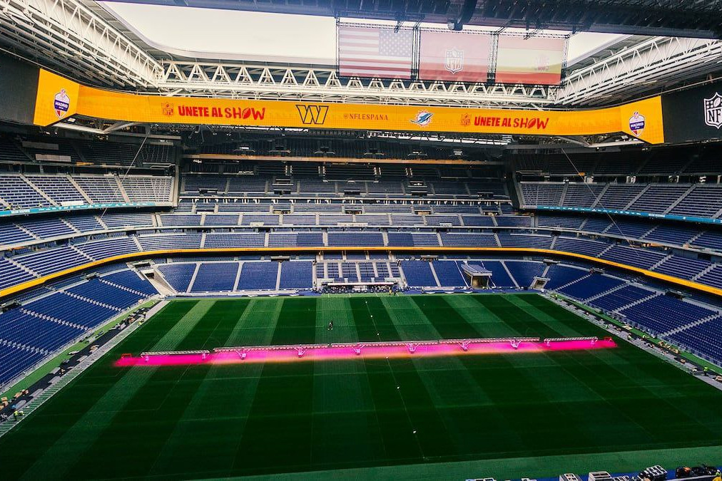 رئال مادرید و تغییر نام و لوگوی ورزشگاه سانتیاگو برنابئو