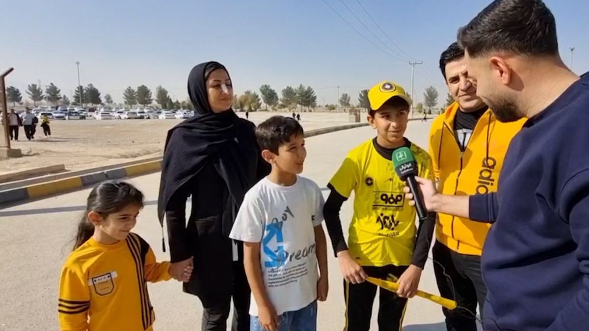 گفت و گو با هواداران سپاهان پیش از بازی نسل طلایی 80 و 90 این باشگاه