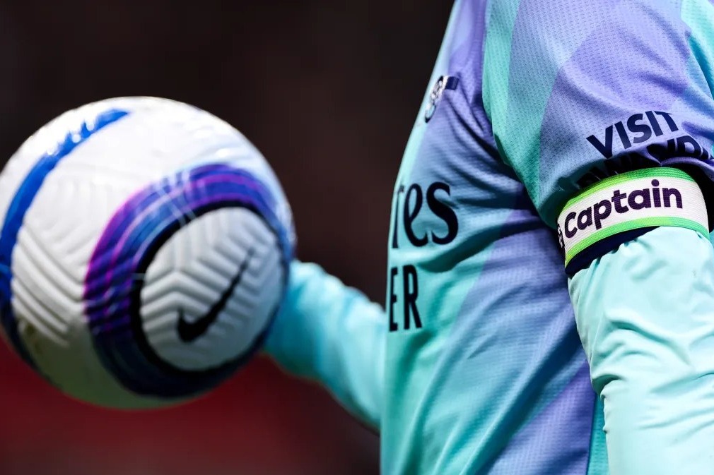 لیگ برتر انگلیس در آستانه نبرد با بازیکنان بر سر قانون سقف دستمزد