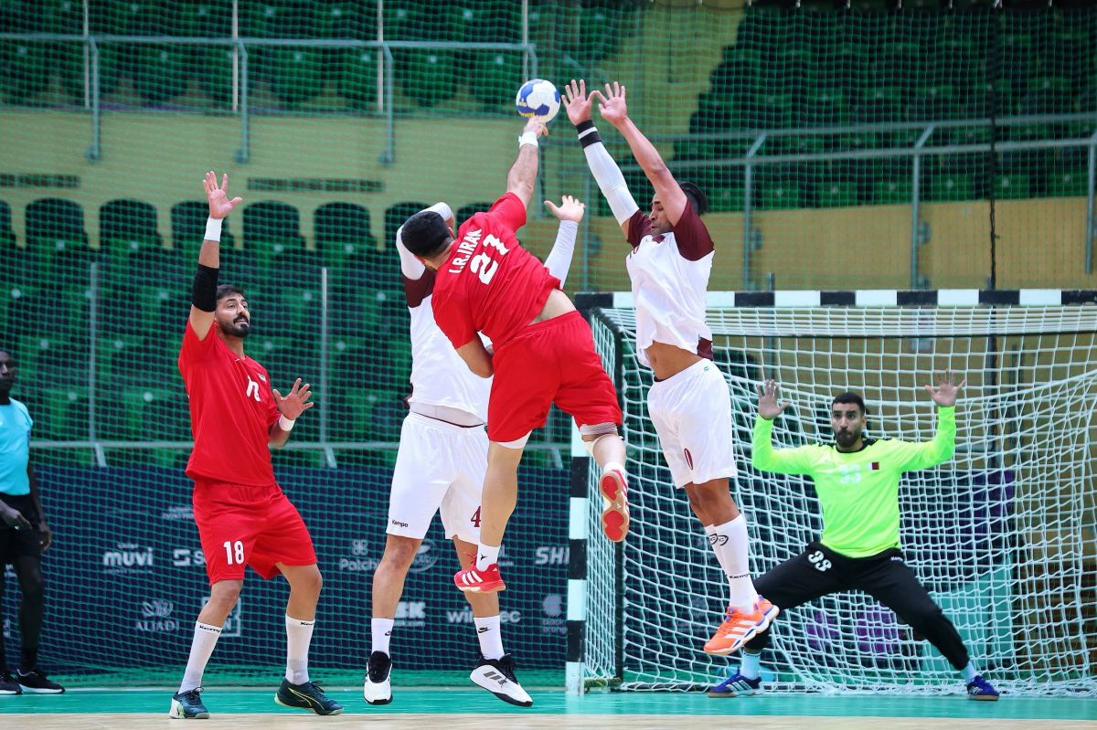 شکست مردان هندبال ایران برابر تیم چندملیتی قطر/ شاگردان رافائل امیدوار به دو بازی بعدی