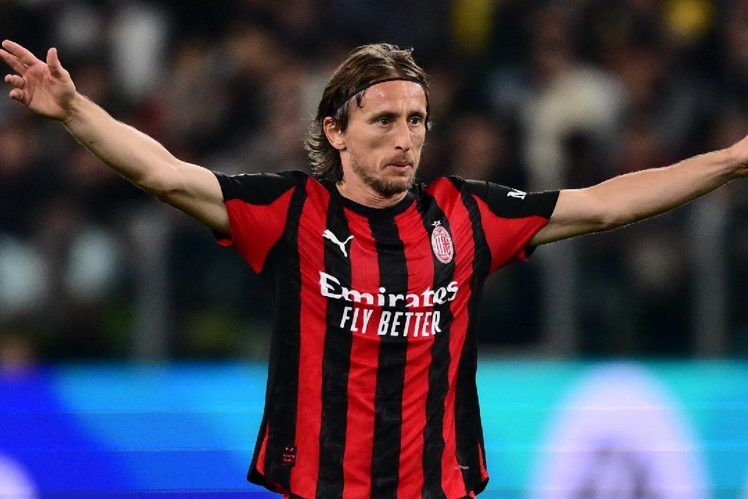 متمولان عربی به دنبال ستاره 40 ساله سابق رئال مادرید