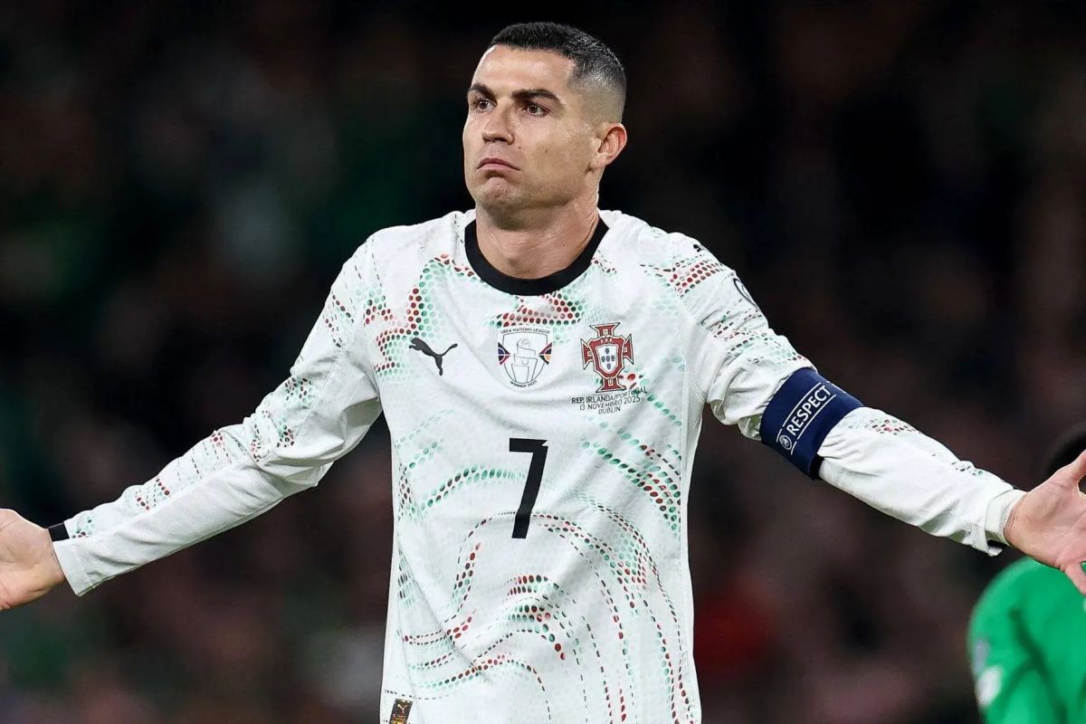 رونالدو با وجود محرومیت، پرتغال را همراهی می‌کند؟