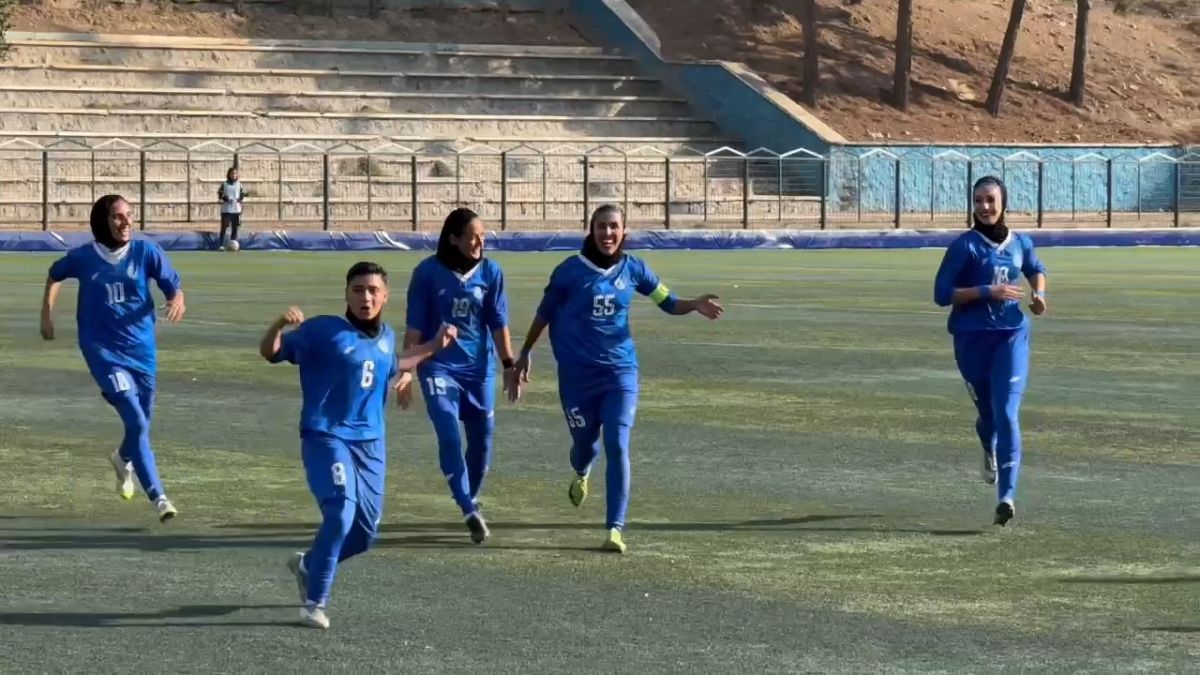 گلهای بازی بانوان استقلال و هتل شبستان رشت