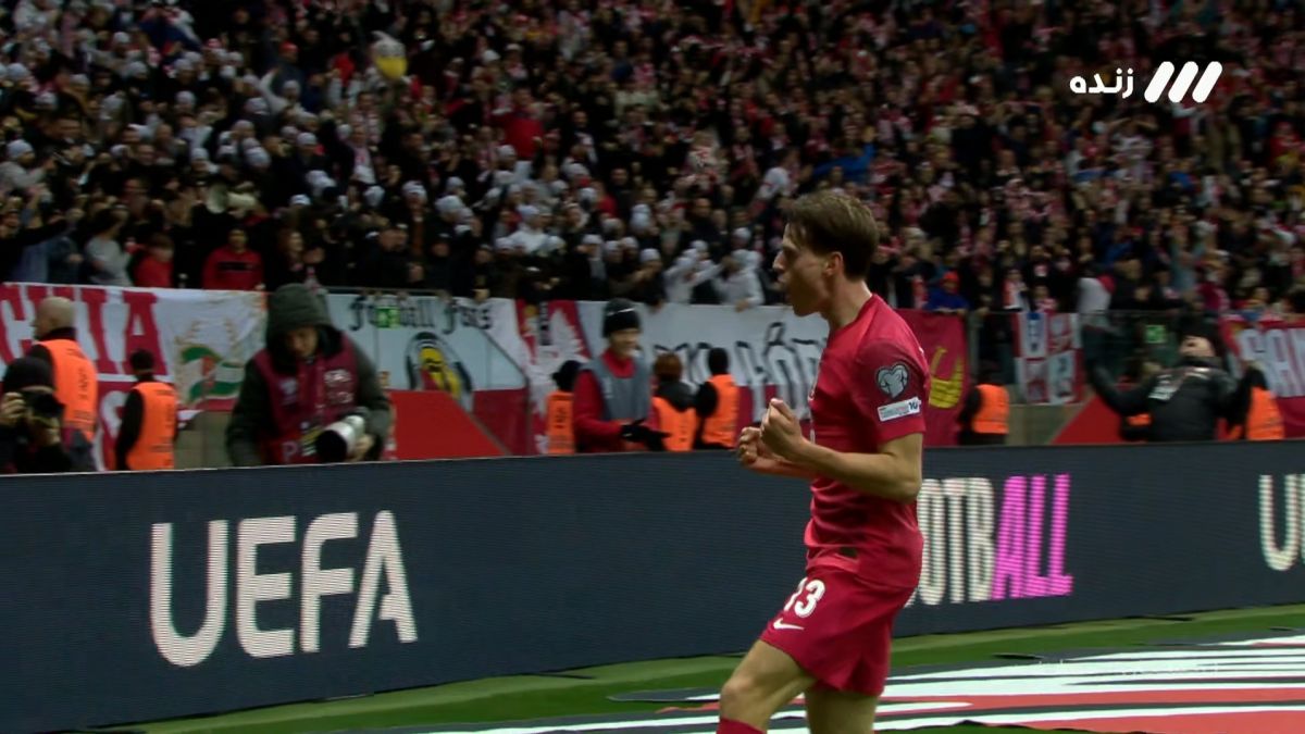 گل اول لهستان به هلند (کامینسکی)