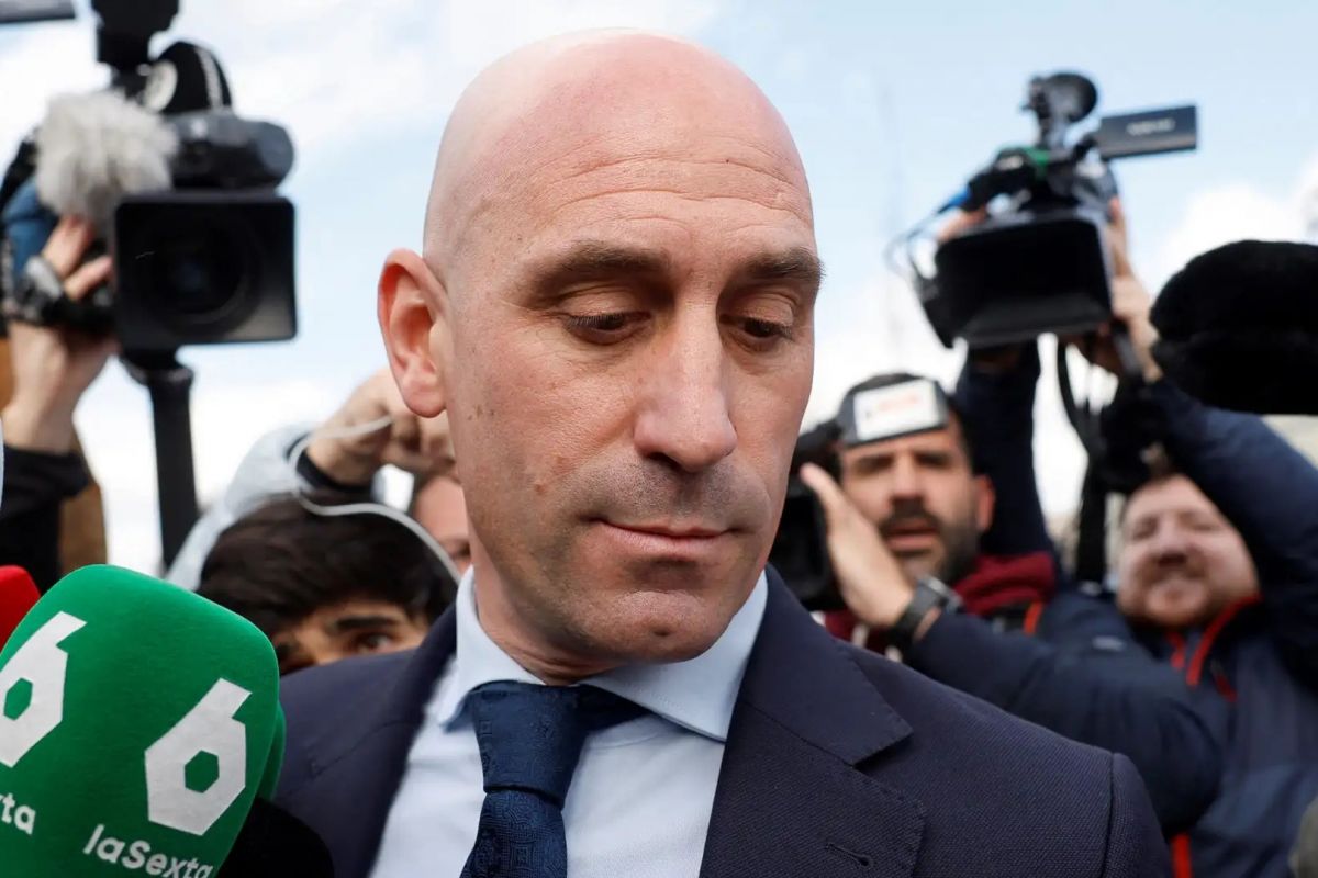 عموی روبیالس پس از پرتاب تخم مرغ از احساس درخشانش میگوید