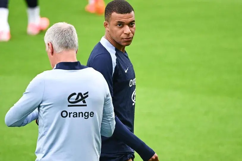 سرمربی فرانسه، امباپه را به پزشکان رئال مادرید واگذار کرده است