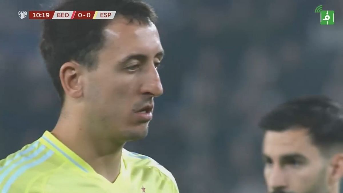 گل اول اسپانیا به گرجستان (اویارزابال - پنالتی)