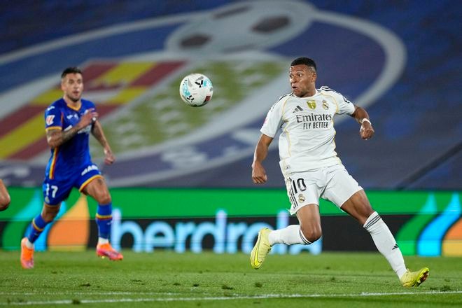 ادعای رسانه فرانسوی؛ مصدومیت امباپه ساختگی است