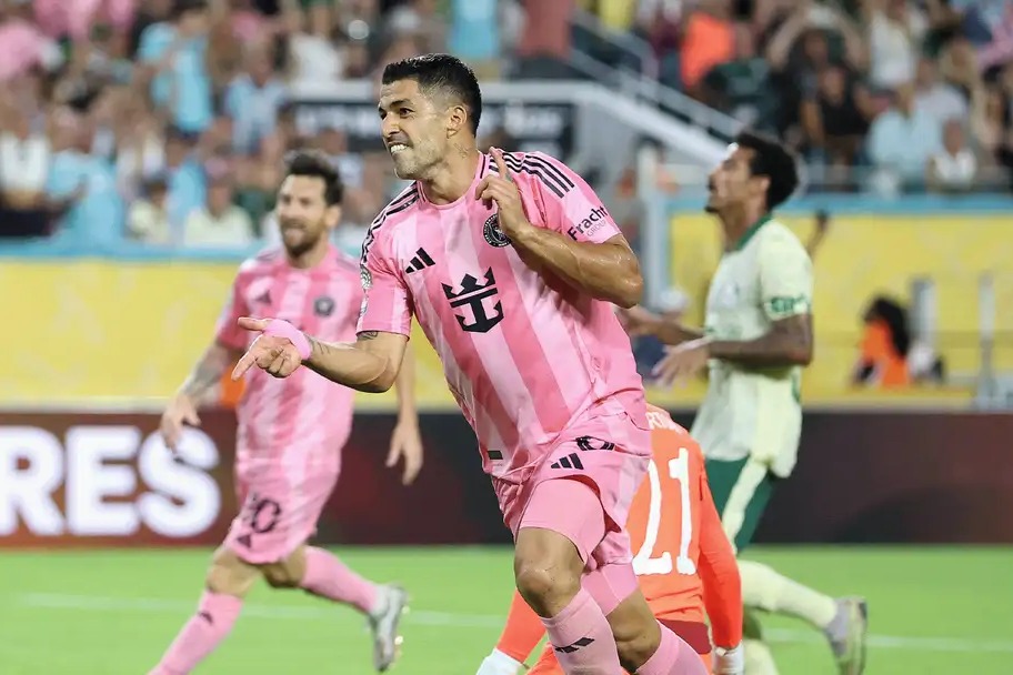 اسطوره بارسلونا: من اصلاً الگوی خوبی نیستم