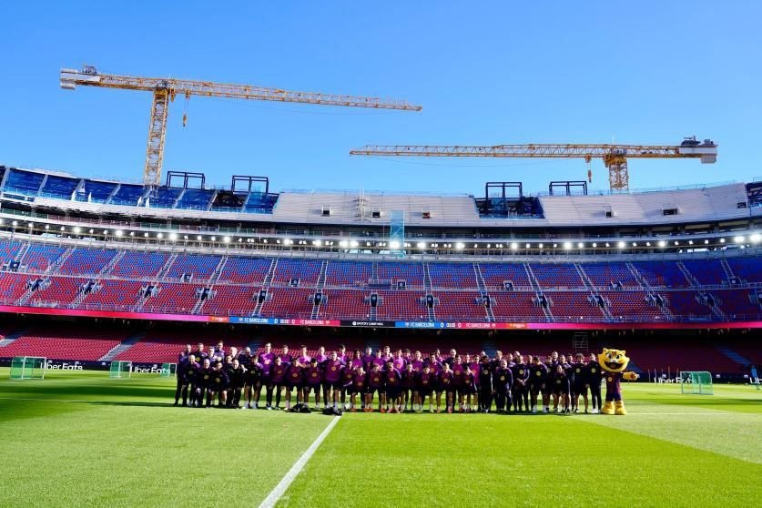 بارسلونا بالاخره به نیوکمپ برگشت