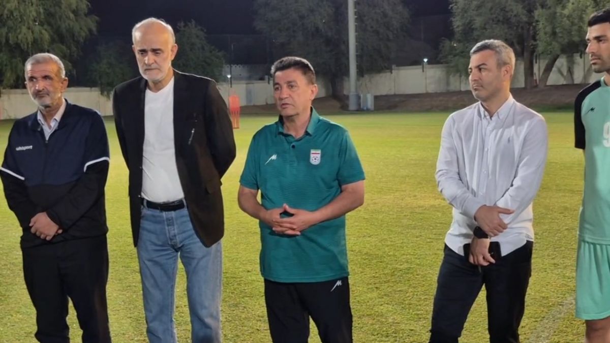 صحبتهای سرمربی تیم ملی در ابتدای تمرین تیم ملی و تقدیر از مهدی طارمی