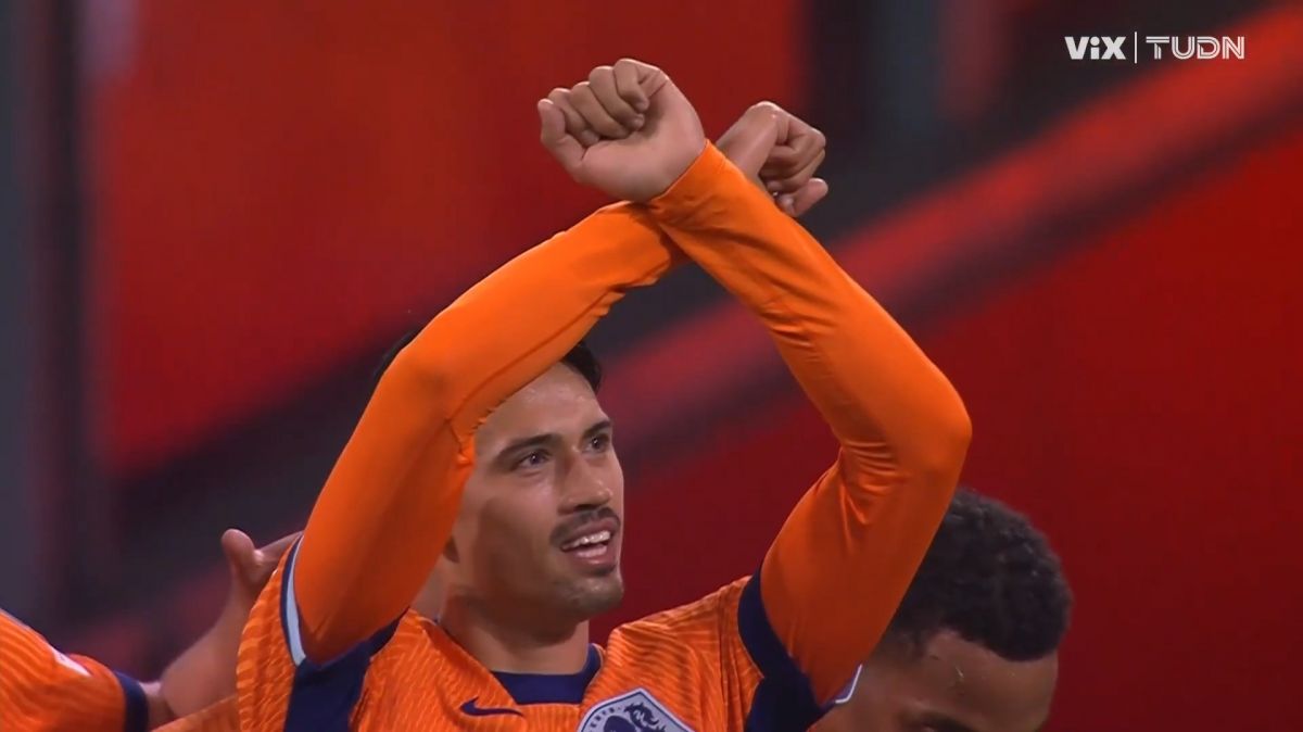 گل اول هلند به لیتوانی (تیجانی ریندرز)