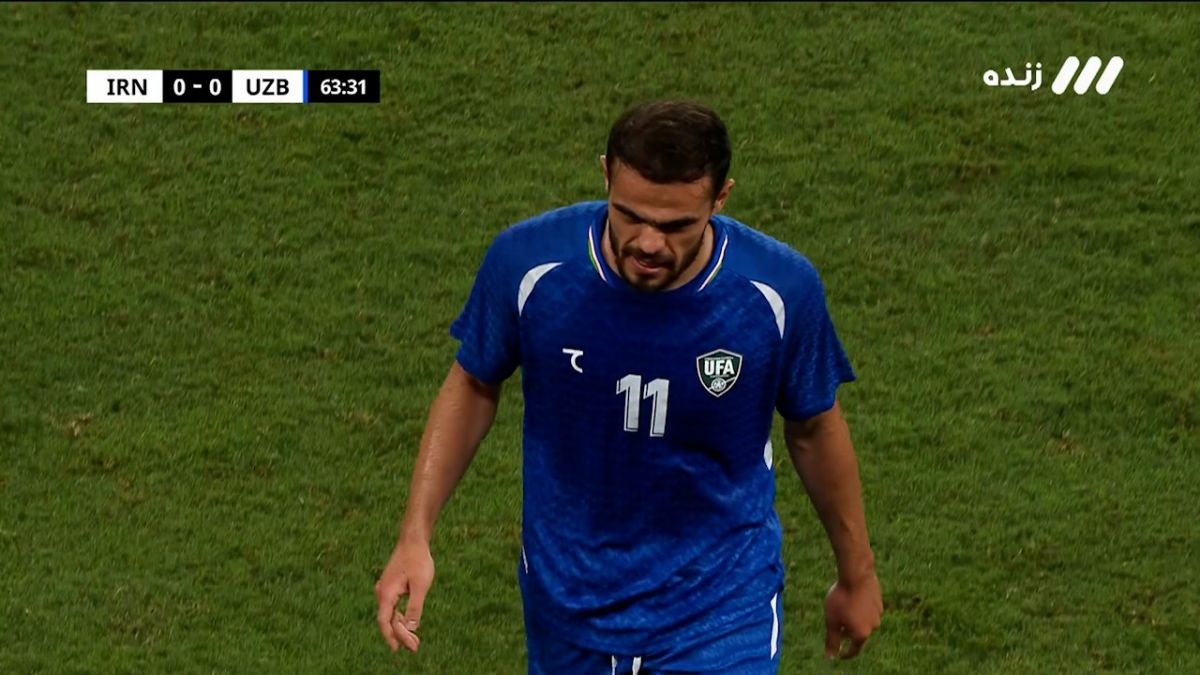 تعویض اوستون اورونوف مقابل ایران در دقیقه 64
