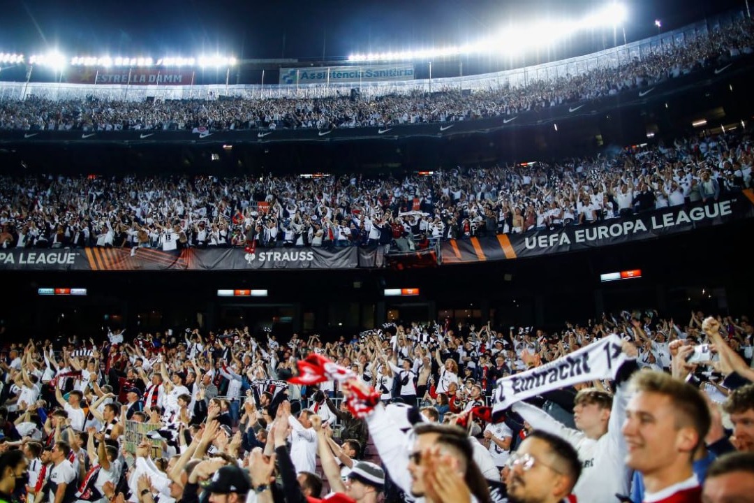 بارسلونا به دنبال جلوگیری از تکرار فاجعه آینتراخت