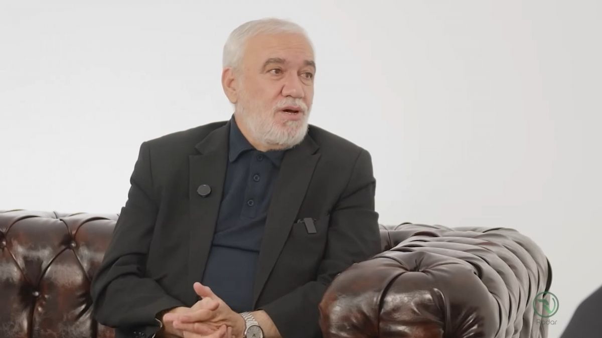 فتح الله زاده: زمان ما دلال نبود، بازیکنان را خودم می گرفتم