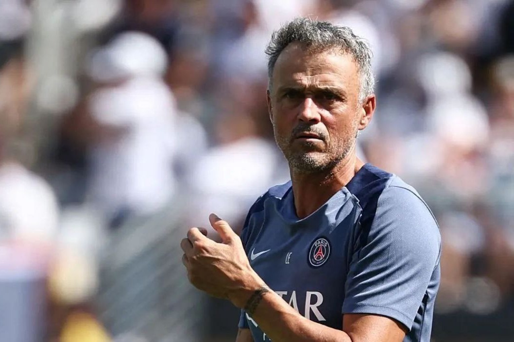 انریکه در بارسلونا جانشین فلیک می‌شود؟