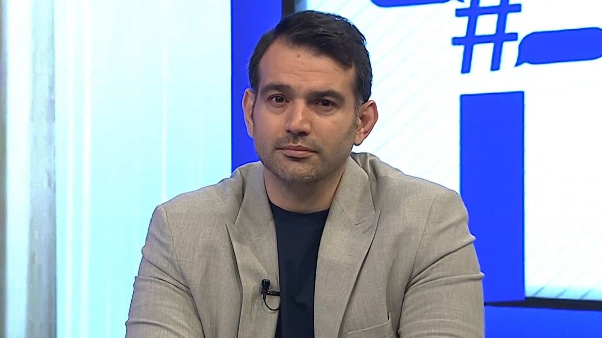 توضیحات روشنک درباره تاریخ برگزاری بازی تراکتور و پرسپولیس در جام حذفی