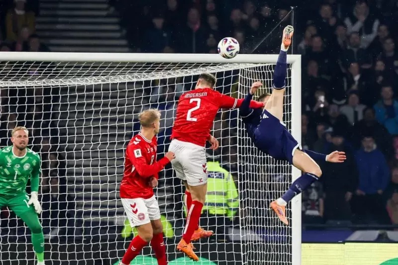 اسکاتلندیها باید از مورینیو تشکر کنند