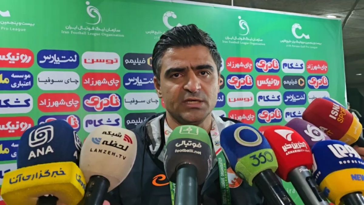 محمودی: یاسر آسانی پس از گل به سمت نیمکت ما آمد و حرکات زشتی انجام داد