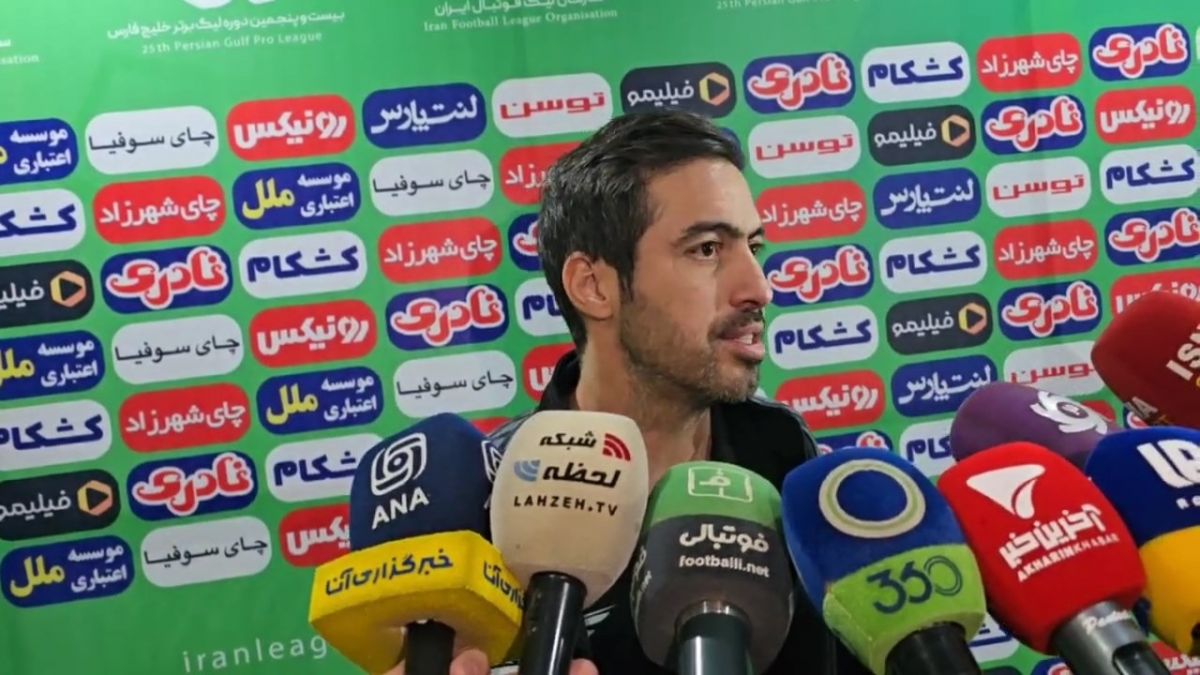 خسرو حیدری: زمین تختی اصلا برای فوتبال نیست