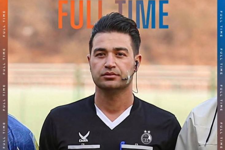 جنجال پادیاب: لوگوی استقلال روی پیراهن داور! (عکس)