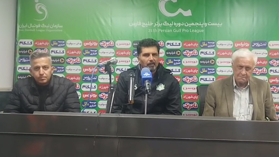 نشست خبری مجتبی حسینی سرمربی آلومینیوم بعد از با ملوان در جام حذفی