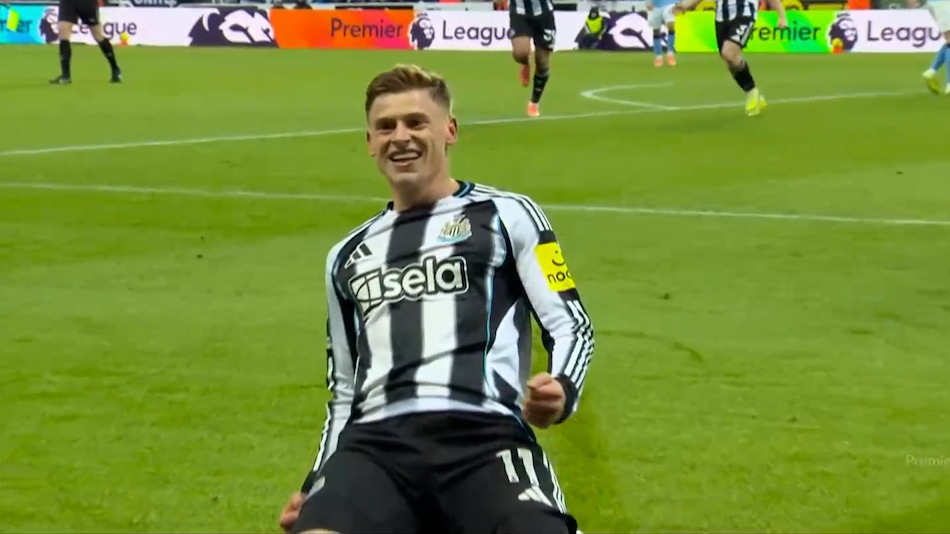 گل اول نیوکاسل به منچستر سیتی (هاروی بارنس)