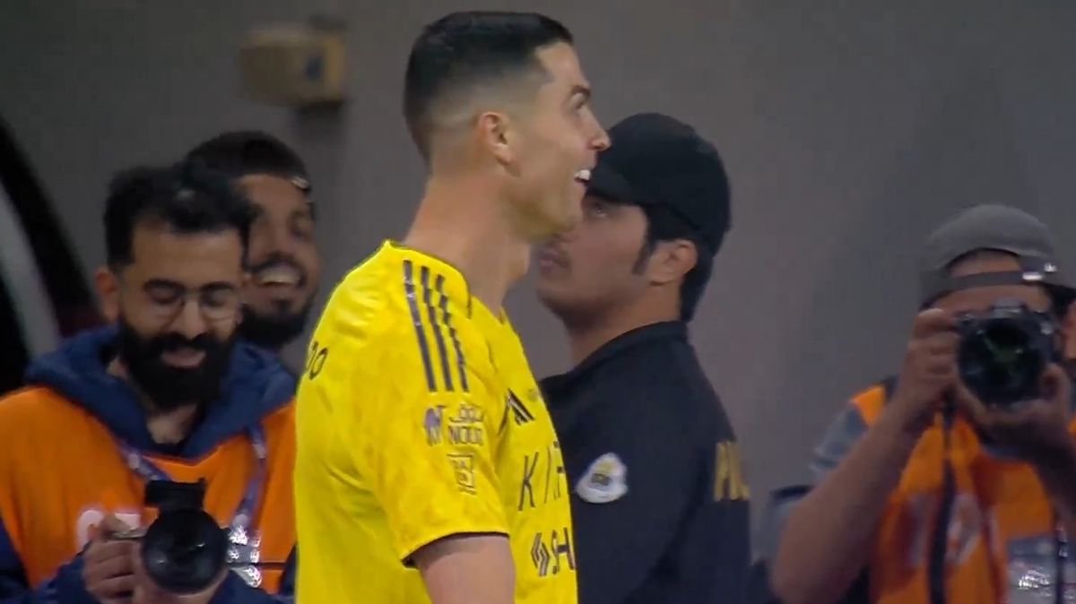 گل چهارم النصر به الخلیج (سوپرگل قیچی برگردان کریستیانو رونالدو)