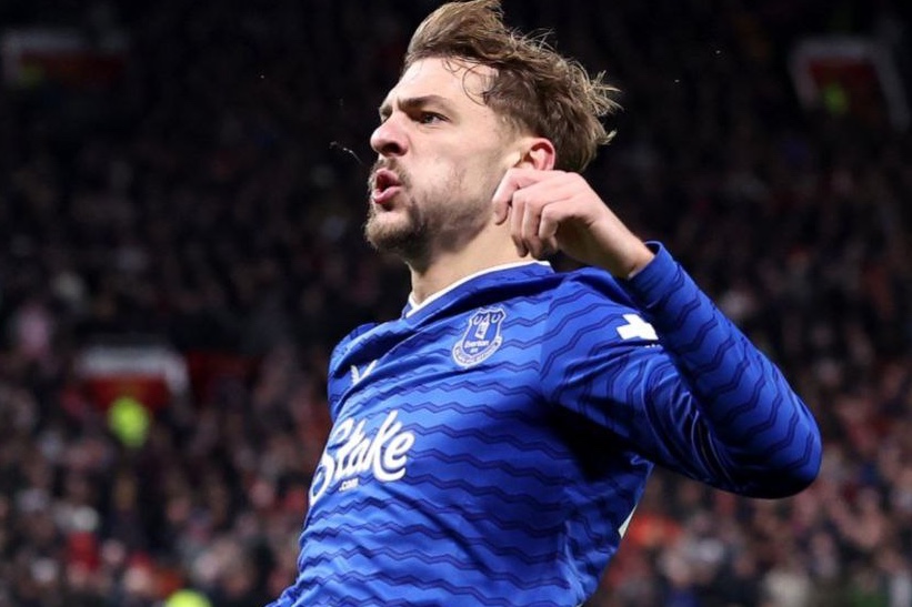 شکست تلخ یونایتد در اولدترافورد با وجود اخراج جنجالی گاناگی