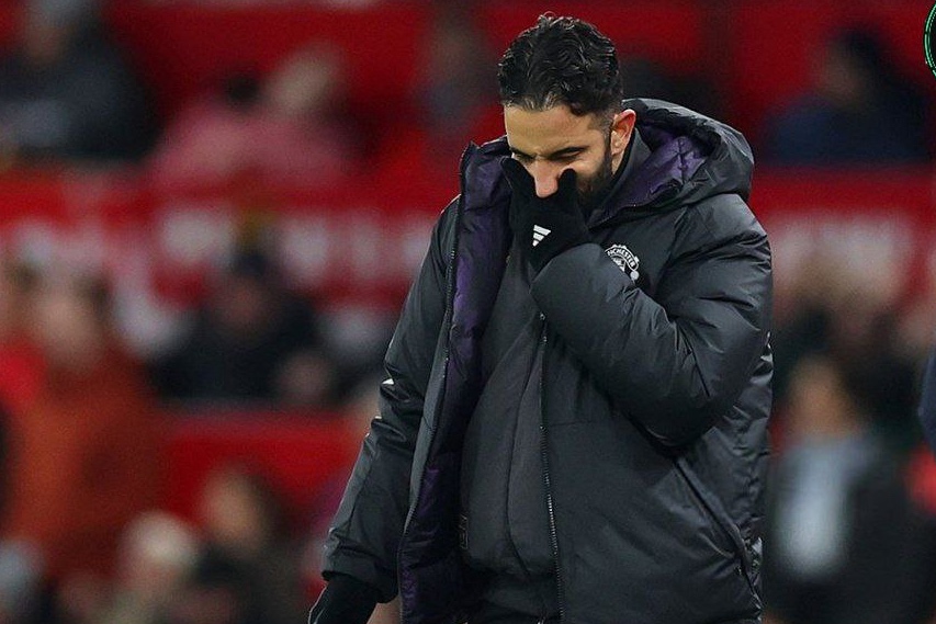 اولین شکست تاریخ منچستریونایتد در اولدترافورد مقابل حریف ۱۰ نفره