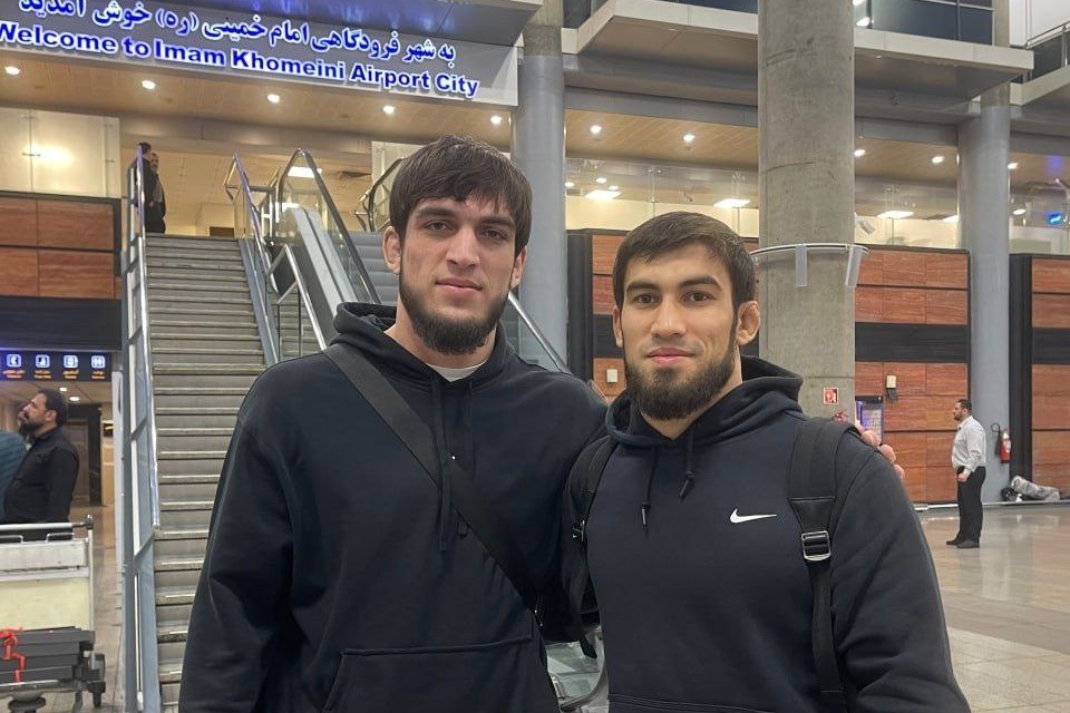 کشتی‌گیران روس استقلال در تهران