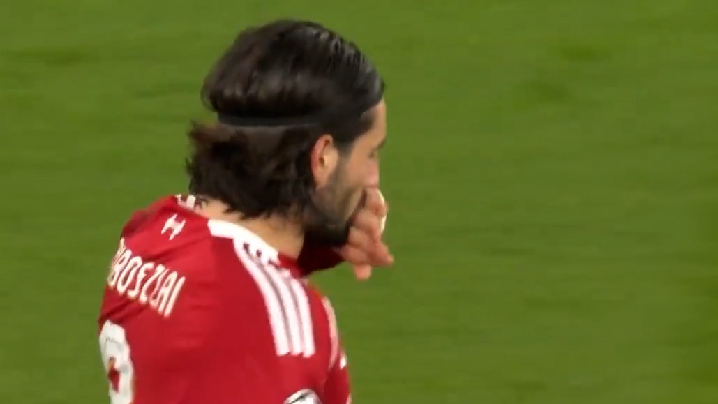 گل اول لیورپول به آیندهوون (سوبوسلای)