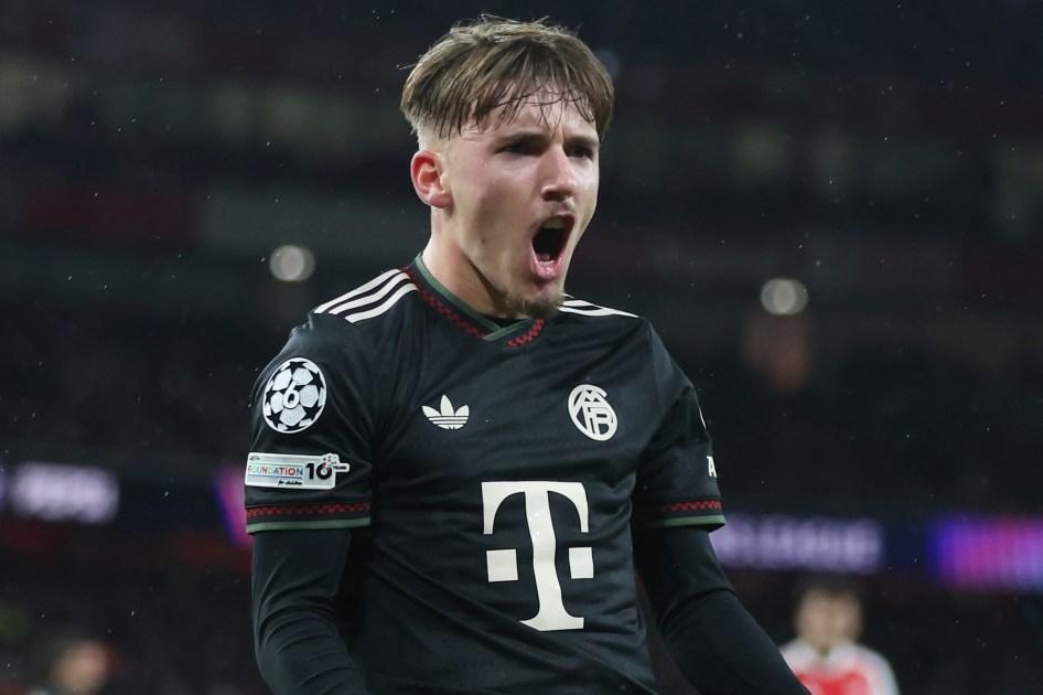 ستاره آرسنال که موقع گل بایرن مونیخ خوابش برده بود