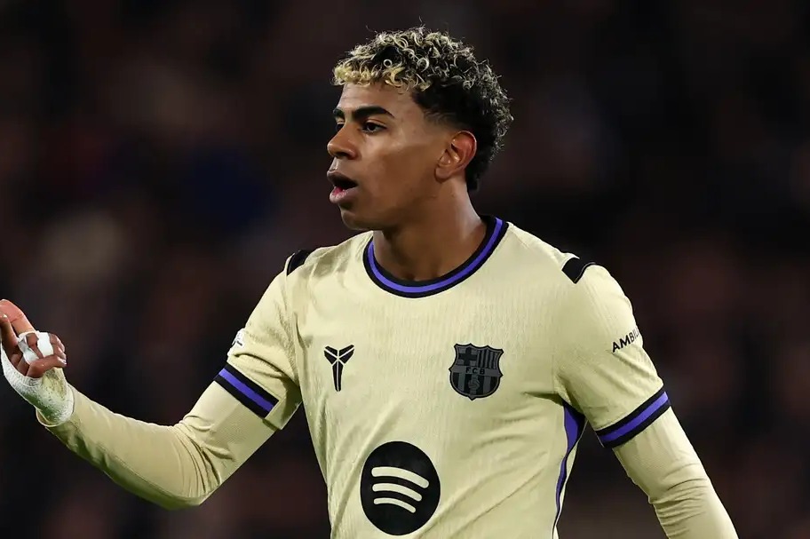 چرا یامال هیچ‌وقت از مسی و رونالدو بهتر نمی‌شود؟