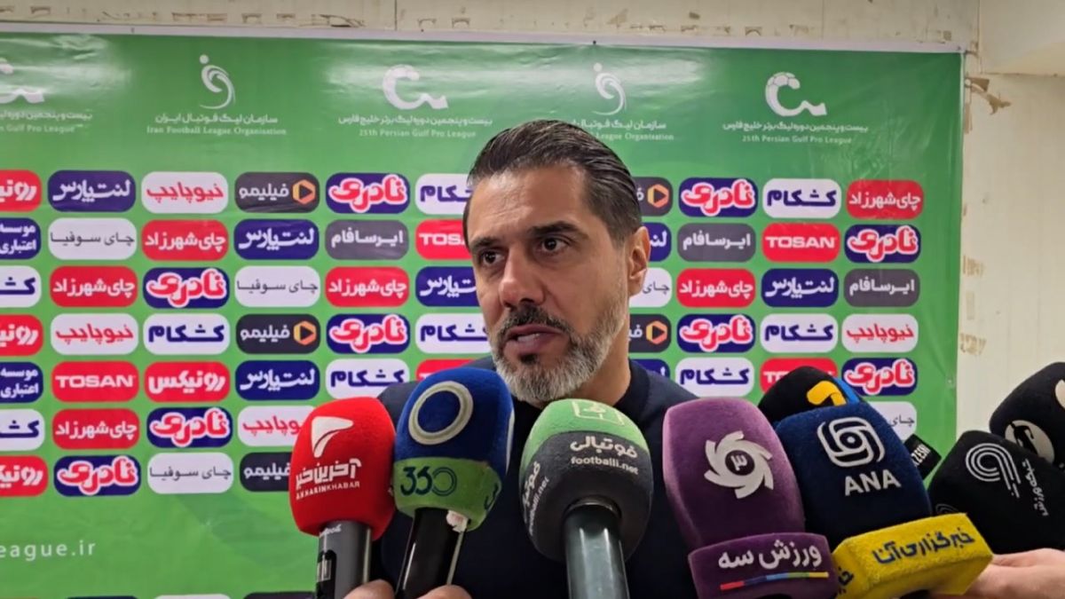 افشین پیروانی: شعار یک تیم علیه تیم دیگر اتفاق قشنگی نیست