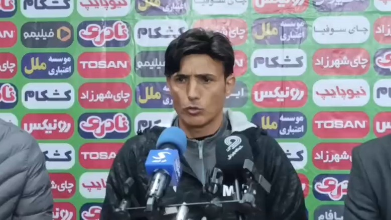 ادعای جنجالی مربی شمس آذر: داور از پورعلی گنجی و بازیکنان پرسپولیس محافظت می‌کرد تا برای دربی محروم نشوند