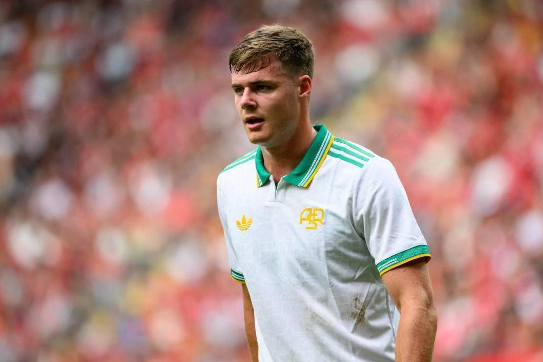 فرگوسن از آ اس رم جدا می‌شود