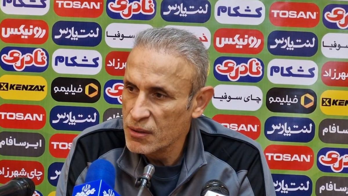 نشست خبری یحیی گل‌محمدی سرمربی فولاد پیش از بازی با استقلال