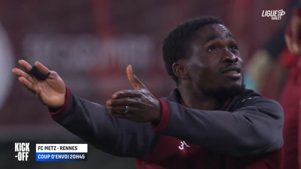 اتفاقات عجیب در لیگ فرانسه؛ بازیکن فهمید در ترکیب نیست، گرم نکرد