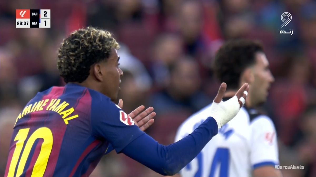 صحنه مشکوک به خطای پنالتی برای بارسلونا